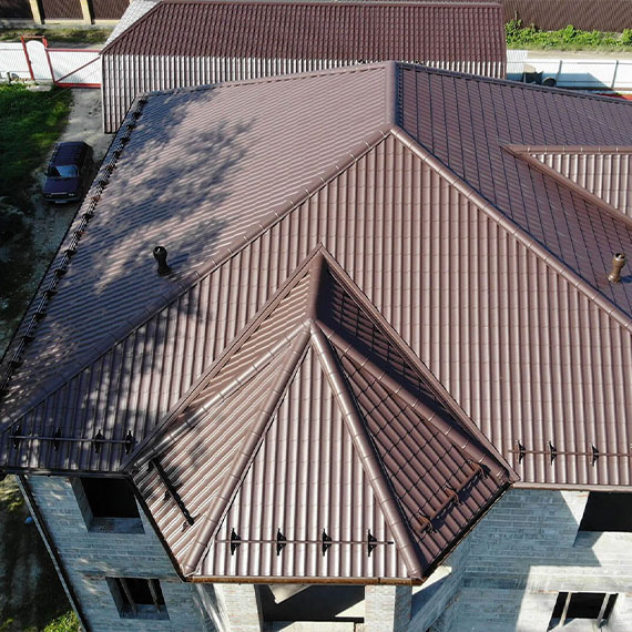 Монтаж сложной крыши и кровли в Пскове и Псковской области